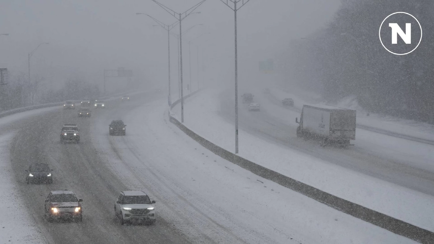 พายุฤดูหนาวกระหน่ำภาคกลางสหรัฐฯ คมนาคมหยุดชะงัก