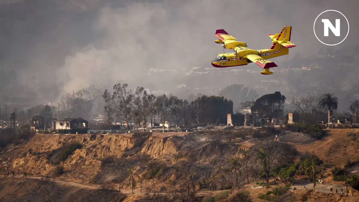 เครื่องบินดับเพลิงชนกับโดรน ขณะดับไฟป่าในลอสแองเจลิส