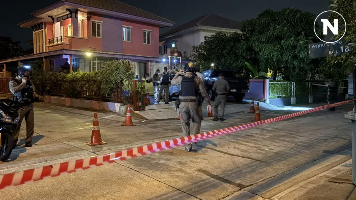 อดีตสามีหึงโหด ควงปืนบุกบ้านสางแค้น โดนชายคนใหม่ของอดีตภรรยา รัวยิงดับ อดีตสามีหึงโหด ควงปืนบุกบ้านสางแค้น โดนชายคนใหม่ของอดีตภรรยา รัวยิงดับ