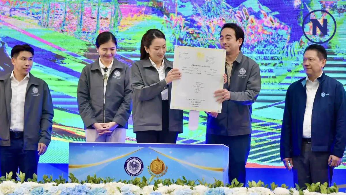 "นายกฯ" มอบสัญญาเช่าที่ราชพัสดุ "ธนารักษ์เอื้อราษฎร์" ให้ชาวนครสวรรค์
