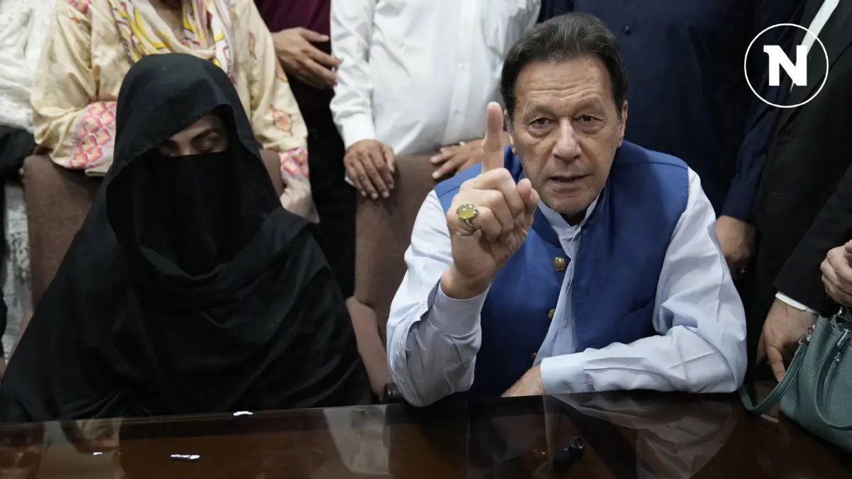 ศาลปากีสถานตัดสินจำคุกอดีตนายกฯ อิมราน ข่าน 14 ปี ศาลปากีสถานตัดสินจำคุกอดีตนายกฯ อิมราน ข่าน 14 ปี