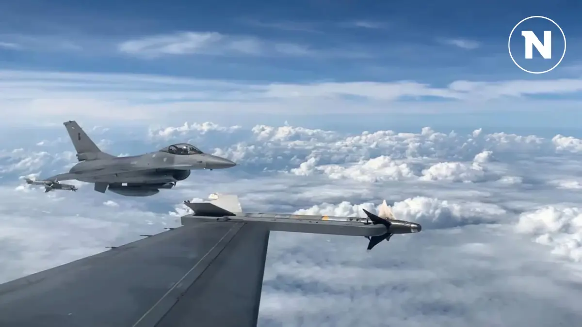 ทอ.จัดให้ สั่ง F-16 ขึ้นบิน หลังพม่าใช้เครื่องบินรบใกล้ชายแดนตาก ทอ.จัดให้ สั่ง F-16 ขึ้นบิน หลังพม่าใช้เครื่องบินรบใกล้ชายแดนตาก