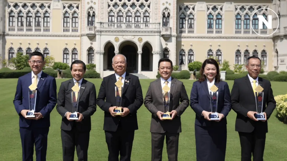 ปตท. คว้า 6 รางวัลรัฐวิสาหกิจดีเด่น มุ่งดำเนินธุรกิจยั่งยืนอย่างสมดุล ปตท. คว้า 6 รางวัลรัฐวิสาหกิจดีเด่น มุ่งดำเนินธุรกิจยั่งยืนอย่างสมดุล