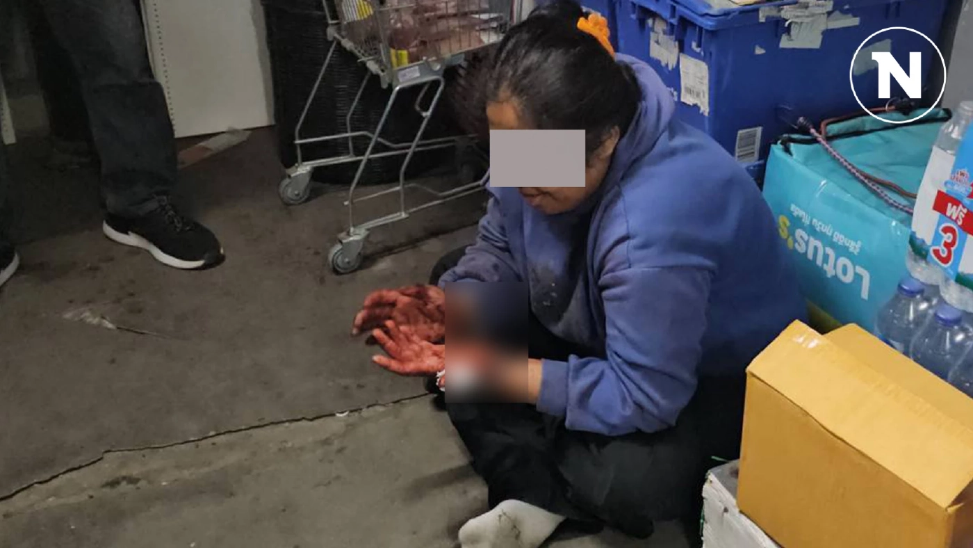 ฝากขังมือแทง ผจก.ร้านสะดวกซื้อชื่อดังดับคาห้องเก็บของ ฝากขังมือแทง ผจก.ร้านสะดวกซื้อชื่อดังดับคาห้องเก็บของ