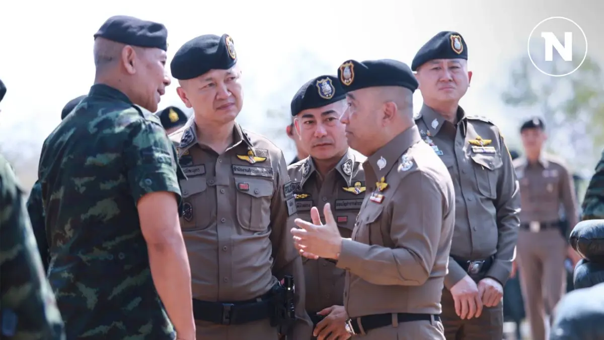 จเรตำรวจฯ ร่วม ผบ.ทบ. ตรวจชายแดนตาก หลังไทยตัดไฟ-เน็ต-น้ำมัน แก้แก๊งคอลฯ จเรตำรวจฯ ร่วม ผบ.ทบ. ตรวจชายแดนตาก หลังไทยตัดไฟ-เน็ต-น้ำมัน แก้แก๊งคอลฯ