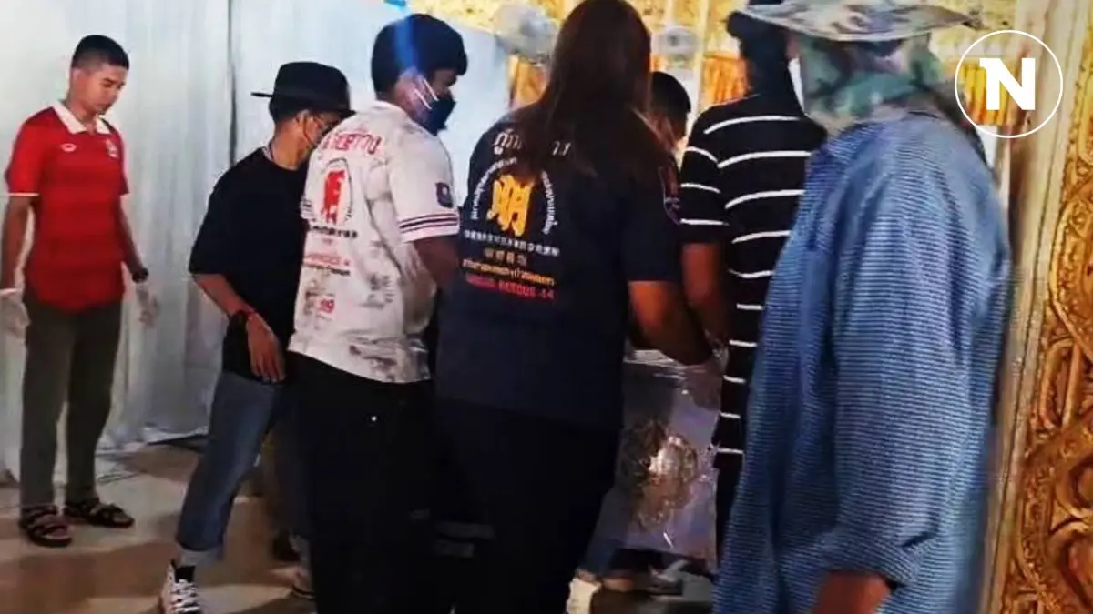 3 ร่างพ่อแม่ลูก ถึงวัดญาติลั่นอยากให้จับคนร้ายให้ได้โดยเร็ว