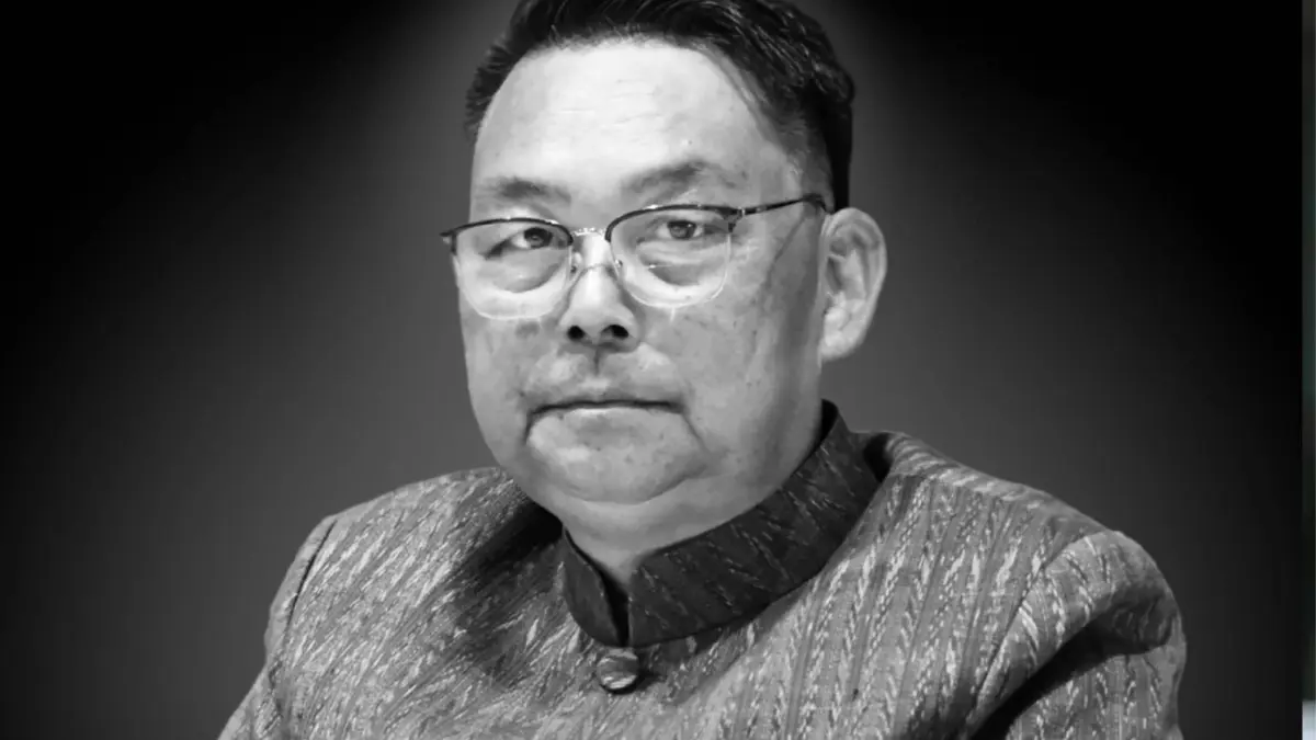 สิ้น สว.สายสื่อมวลชน "สุพรรณ์ ศรชัย" เลื่อน  "ภิญญาพัชญ์ ศันสนียชีวิน" ขึ้นแทน