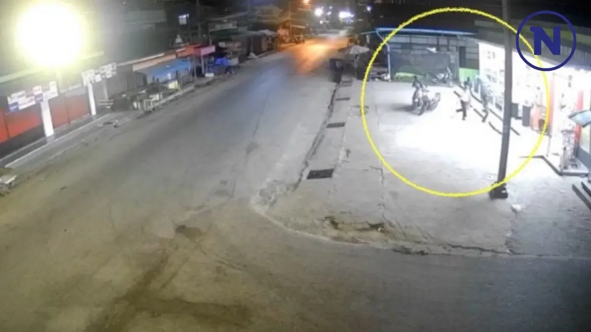 อุกอาจ! 6 คนร้ายควงปืน บุกปล้นเงินร้านสะดวกซื้อ กล้องวงจรปิดจับภาพชัด