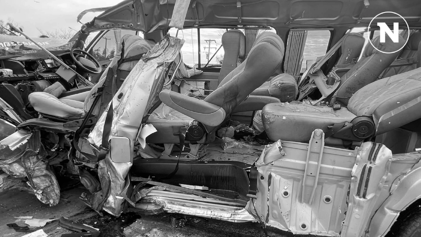 สลด รถตู้สายบุญวัดธรรมกาย พุ่งชนท้ายรถบรรทุก ดับ 4 เจ็บ 5