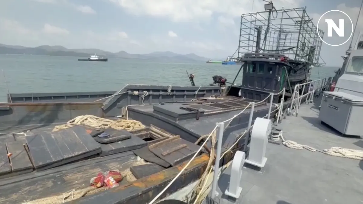 จับเรือเมียนมา รุกน่านน้ำไทย อ้างไม่ได้ตั้งใจ แค่น้ำมันหมด จับเรือเมียนมา รุกน่านน้ำไทย อ้างไม่ได้ตั้งใจ แค่น้ำมันหมด