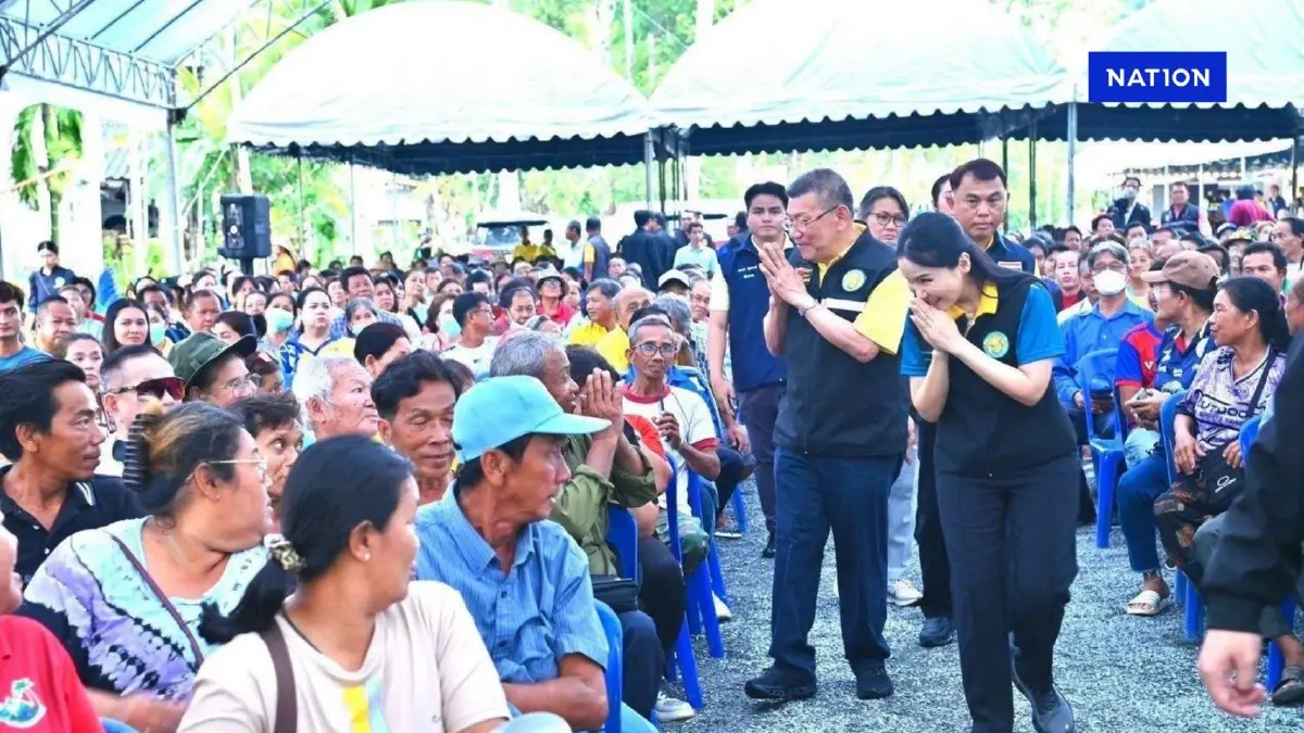 รมว.เกษตรฯ เตรียมลุย "บึงกาฬ-หนองคาย" แจกโฉนด-แก้สวนยางใบร่วง รมว.เกษตรฯ เตรียมลุย "บึงกาฬ-หนองคาย" แจกโฉนด-แก้สวนยางใบร่วง
