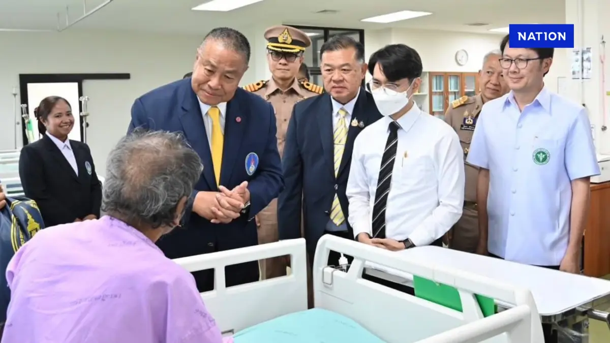 องคมนตรีเยี่ยม รพ.เวียงสระ ช่วยผู้ป่วยห่างไกลเข้าถึงการรักษาที่มีคุณภาพ