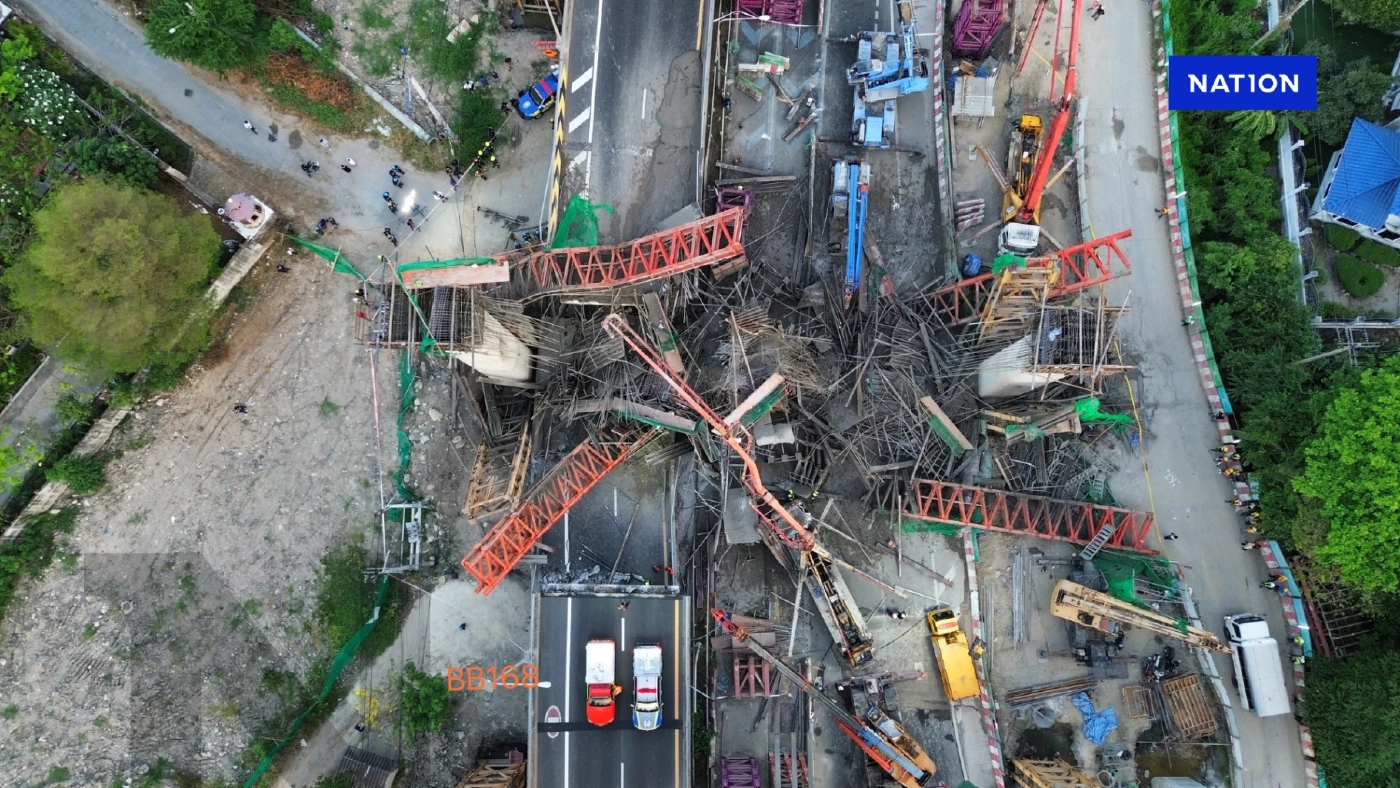 เปิดภาพมุมสูง ความเสียหาย "พระราม 2" ถล่ม คร่าหลายชีวิต เปิดภาพมุมสูง ความเสียหาย "พระราม 2" ถล่ม คร่าหลายชีวิต