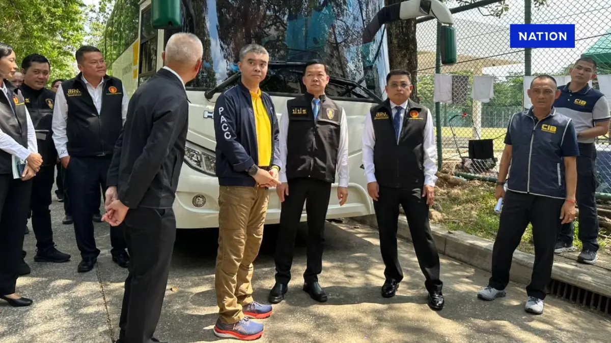 อึ้ง! ผอ. ร่วมทุจริตซ่อมรถบัส ลุยต่อทุจริตซื้อน้ำมันเครื่องแพง อึ้ง! ผอ. ร่วมทุจริตซ่อมรถบัส ลุยต่อทุจริตซื้อน้ำมันเครื่องแพง