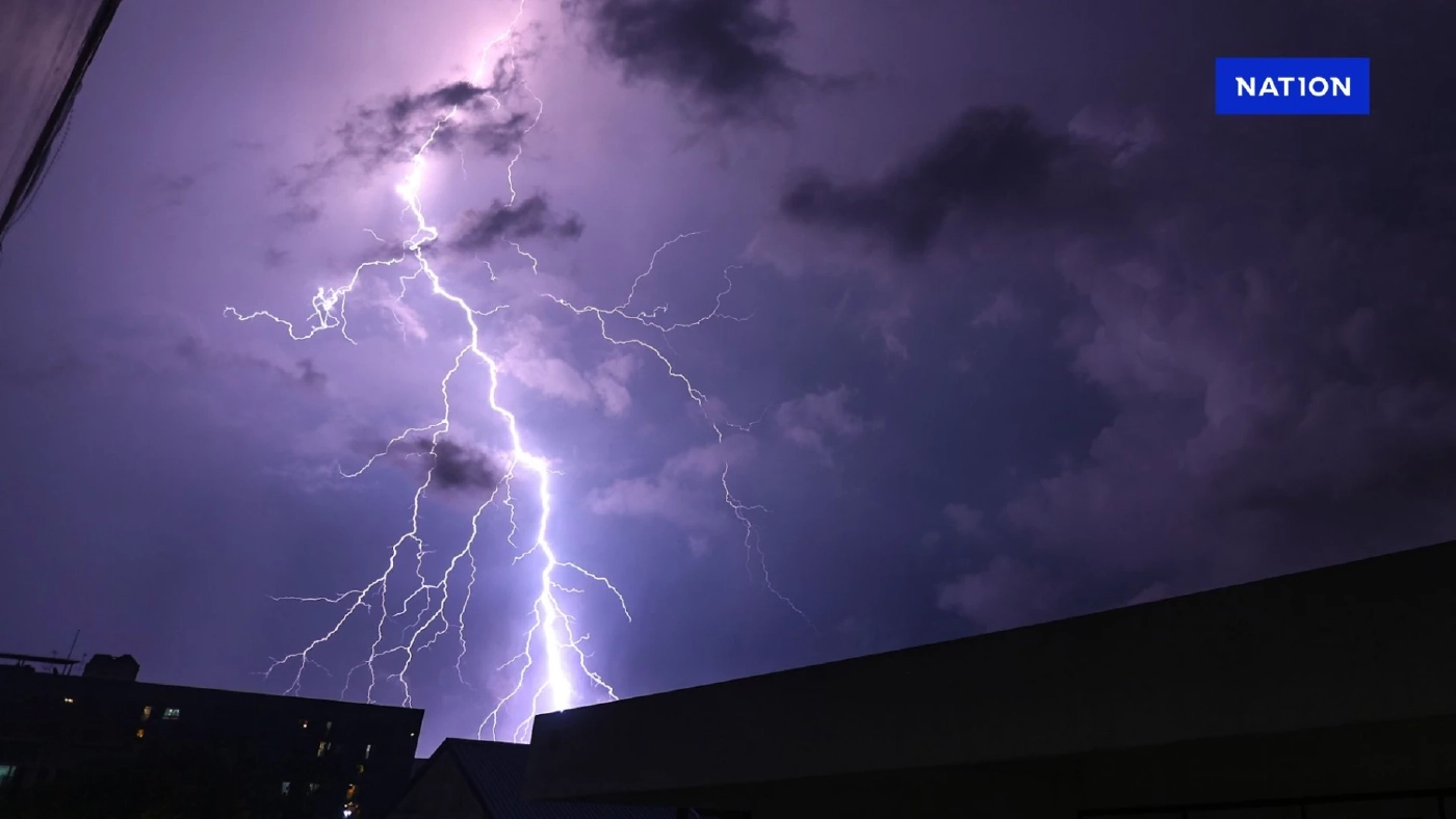 อุตุฯเตือน! "เหนือ-อีสาน-กลาง" ยังโดนผลกระทบจาก "พายุฤดูร้อน"