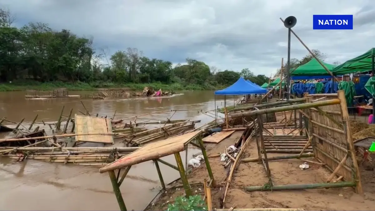สงกรานต์ริมปิงยับ พายุฤดูร้อน ฝนถล่มน้ำป่าทะลัก นทท.หนีตายระทึก สงกรานต์ริมปิงยับ พายุฤดูร้อน ฝนถล่มน้ำป่าทะลัก นทท.หนีตายระทึก