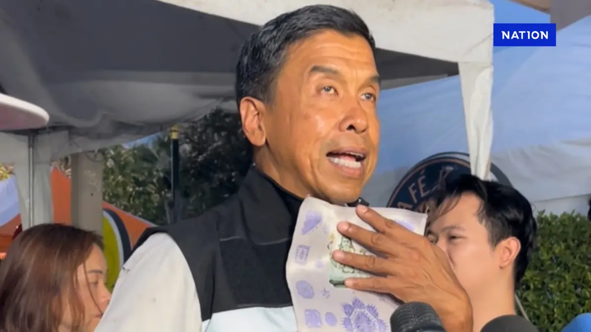 “ชัชชาติ” เล็งทำบุญเหตุตึกถล่ม คาดรื้อซากได้หมดปลายเดือนนี้