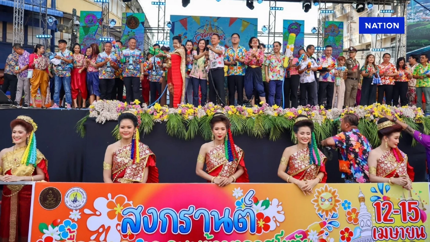 “สมศักดิ์” เผยข่าวดีคนสุโขทัย เปิดสงกรานต์ถนนข้าวตอกสุดคึกคัก “สมศักดิ์” เผยข่าวดีคนสุโขทัย เปิดสงกรานต์ถนนข้าวตอกสุดคึกคัก