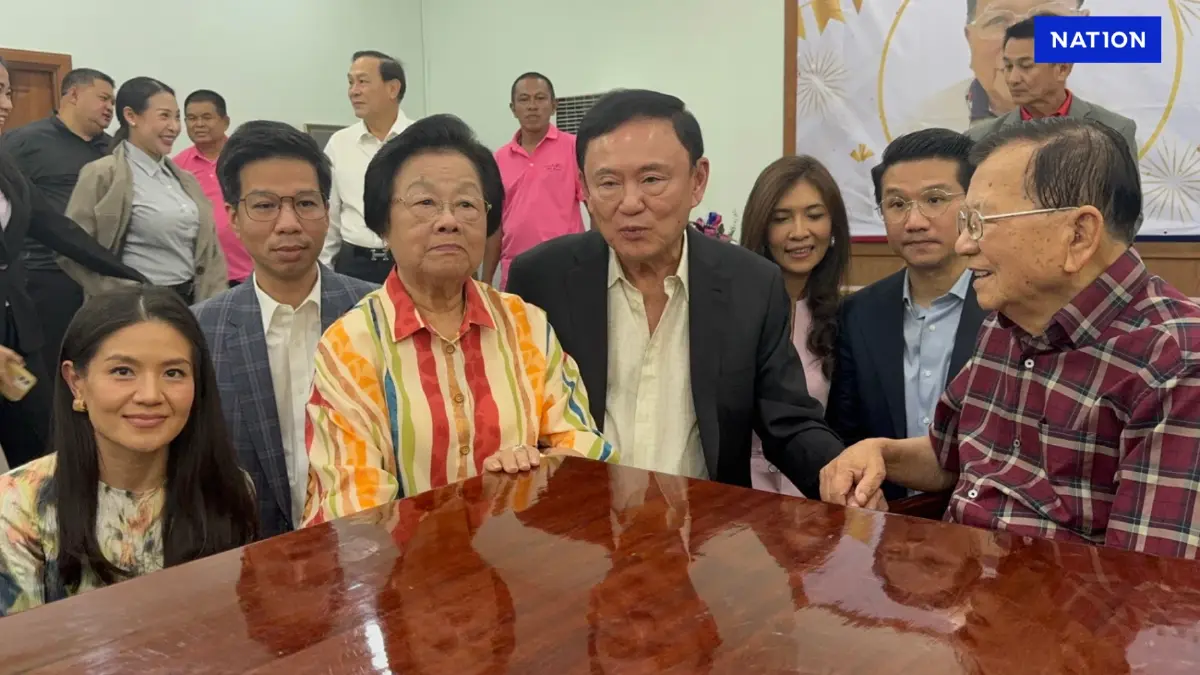 "ทักษิณ"  เบิร์ธเดย์ "ป๋าเหนาะ" ครบ 92 ปี นักการเมือง คนสนิทอวยพร