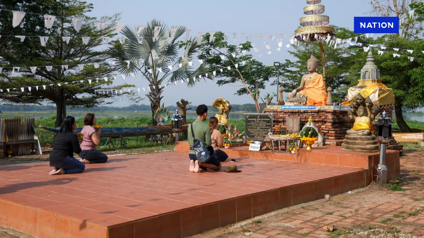 ชวนเที่ยว "วัดติโลกอาราม" Unseen พะเยา กับประเพณีที่มีหนึ่งเดียวในโลก