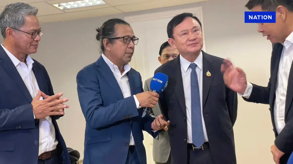 “ทักษิณ” สวมบท บก.ข่าว ชี้ "เพื่อไทย" ควรยึดคืนกระทรวงหลัก