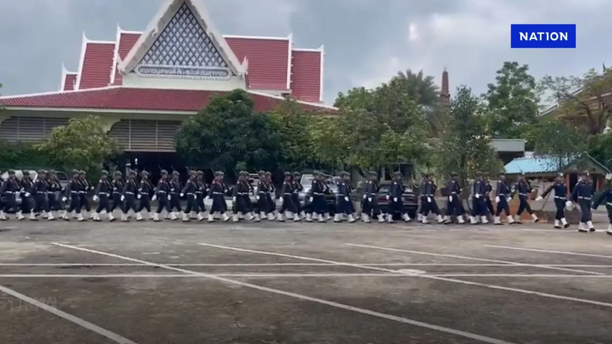 กองเกียรติฯตั้งแถวรับ นักบิน ช่างเครื่อง เปิดกำหนดการบำเพ็ญกุศล กองเกียรติฯตั้งแถวรับ นักบิน ช่างเครื่อง เปิดกำหนดการบำเพ็ญกุศล