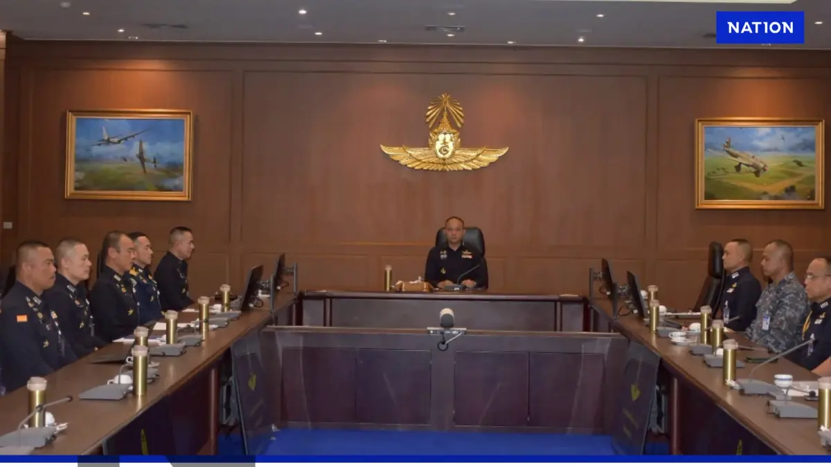 "ทัพฟ้า" เรียกประชุมด่วน หน่วยขึ้นตรงหวั่นซ้ำรอยใช้พลทหารไปขับ"แกร็บ"