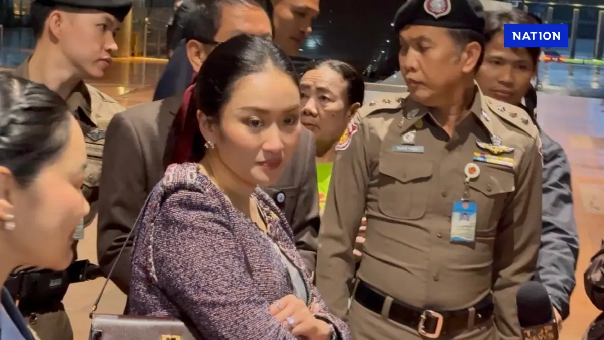นายกฯ บ่นเหนื่อย ไม่ตอบ ปม “ทักษิณ” ส่งสัญญาณยึดมหาดไทยคืน นายกฯ บ่นเหนื่อย ไม่ตอบ ปม “ทักษิณ” ส่งสัญญาณยึดมหาดไทยคืน