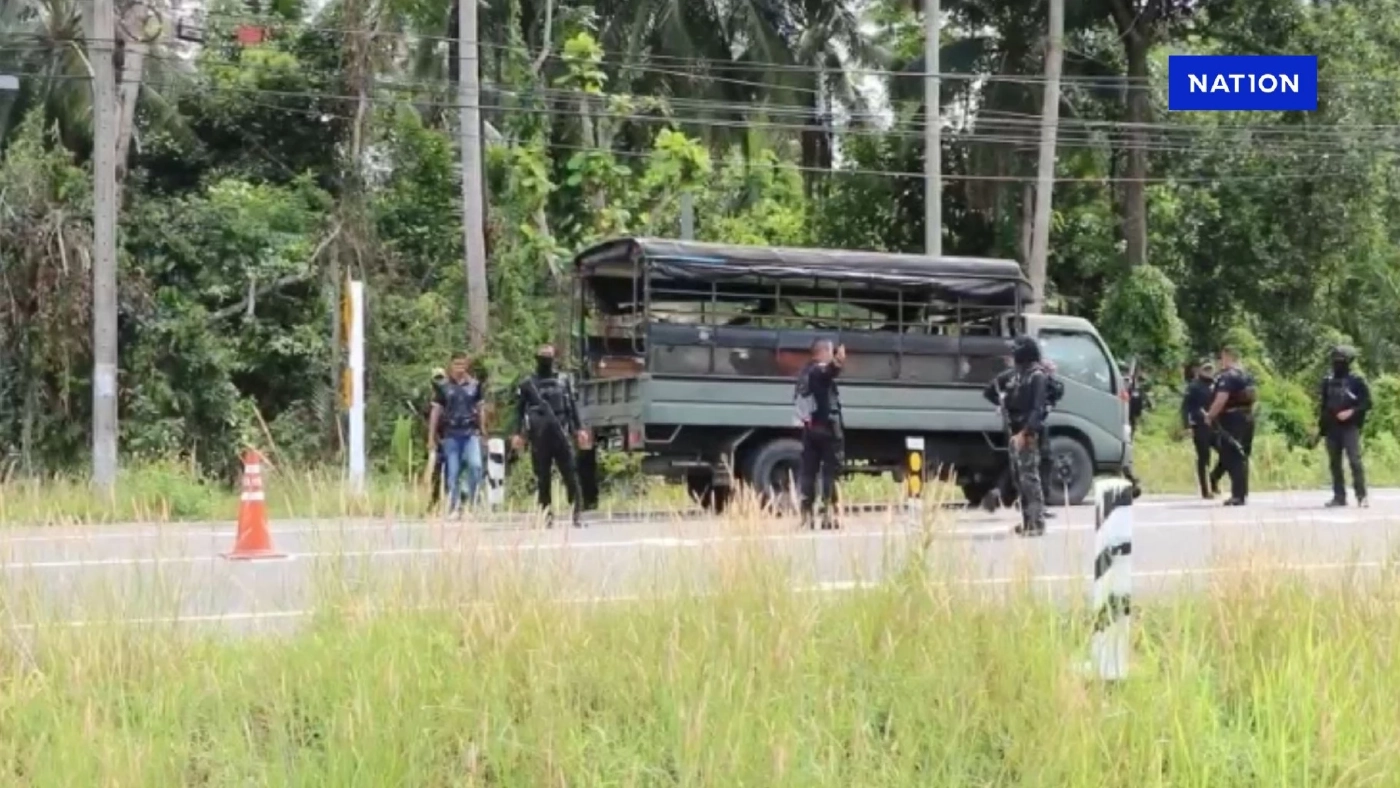 ลอบวางระเบิดรถทหารพรานเจ็บ ก่อน “ชวน หลีกภัย” เดินทางผ่านไม่นาน ลอบวางระเบิดรถทหารพรานเจ็บ ก่อน “ชวน หลีกภัย” เดินทางผ่านไม่นาน