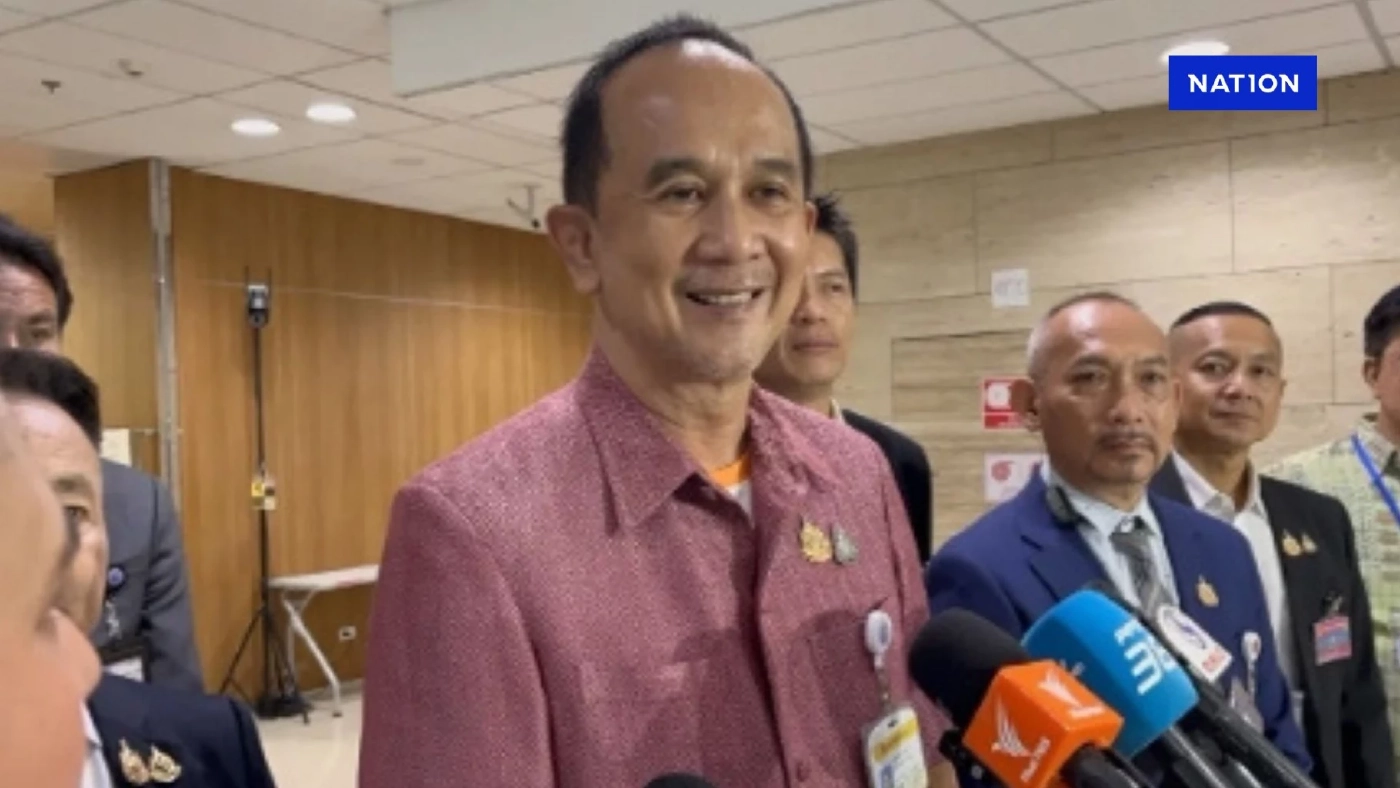 รู้จัก สว.อลงกต ผู้ไม่หวั่นกระแสร้อนใดๆ ดีกรีไม่ธรรมดา