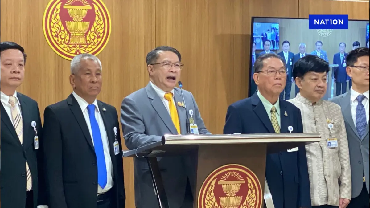 "นพ.เปรมศักดิ์" แนะ สว.ชะลอตั้ง กมธ.สอบประวัติ กก.องค์กรอิสระ