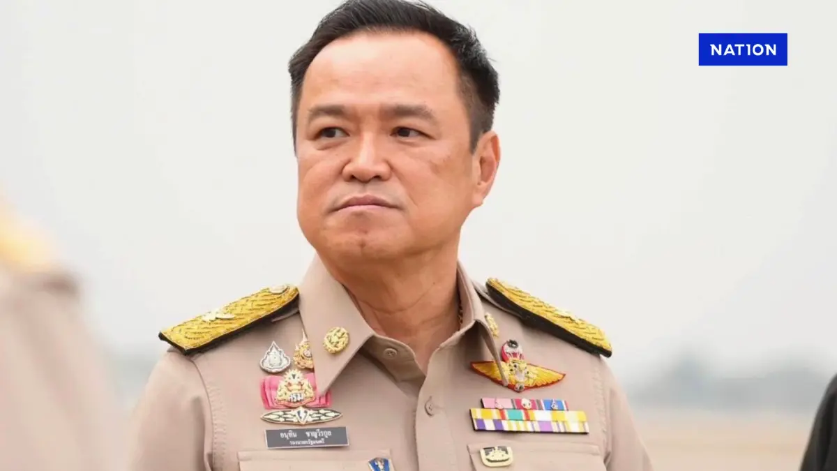 "อนุทิน" ย้ำ "นายกฯ" ยังไม่ส่งสัญญาณ"ปรับ ครม." มั่นใจเก้าอี้ "มท.1" ยังเหนียว