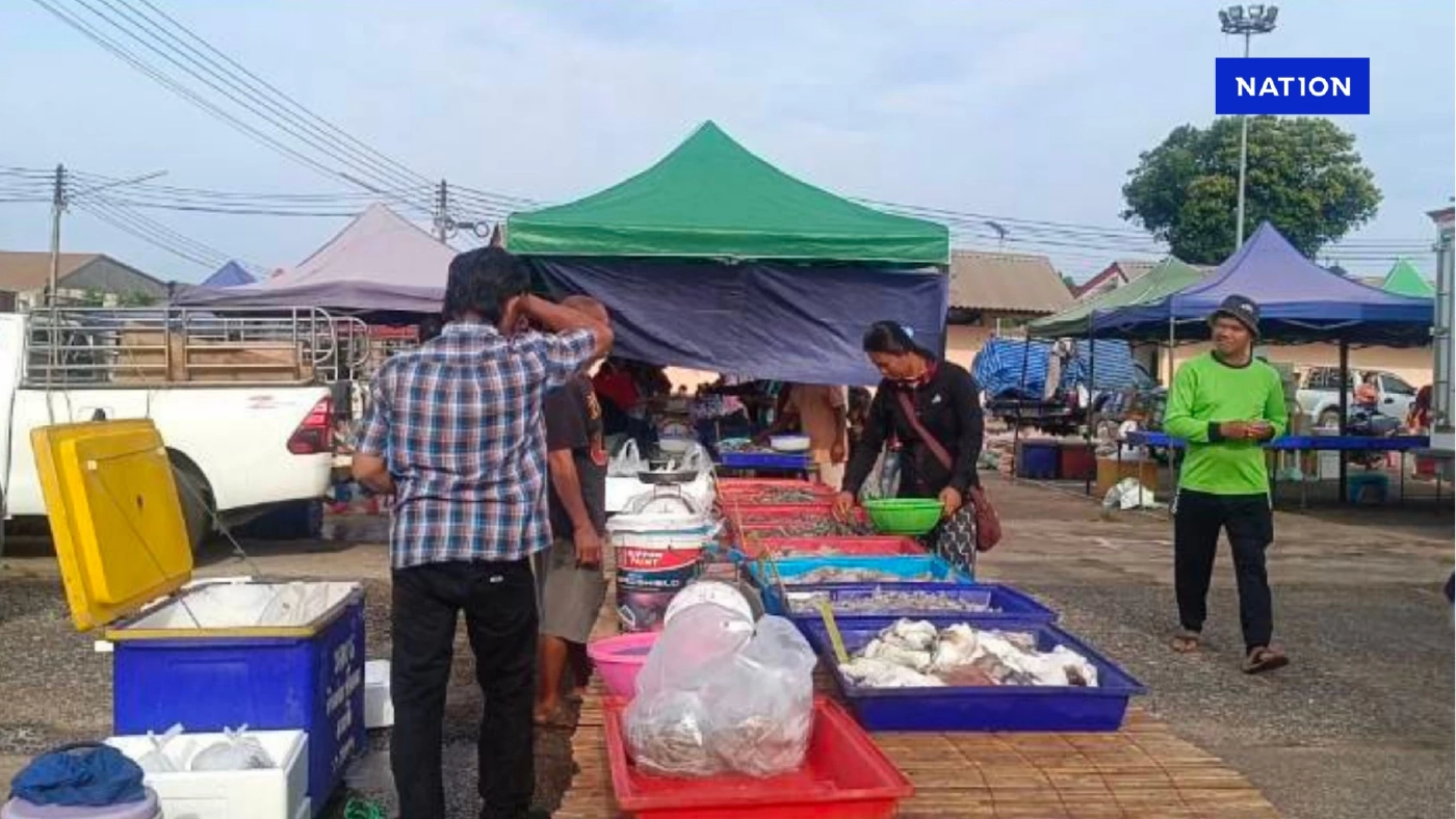 ตลาดนัดช่องสะงำ เงียบเหงา ชาวกัมพูชา ข้ามแดนมาซื้อสินค้าน้อยลง