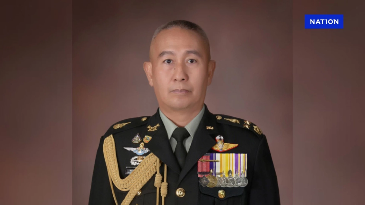 ประวัติ - เส้นทางชีวิตรับราชการทหาร ของ พล.อ.พนา แคล้วปลอดทุกข์