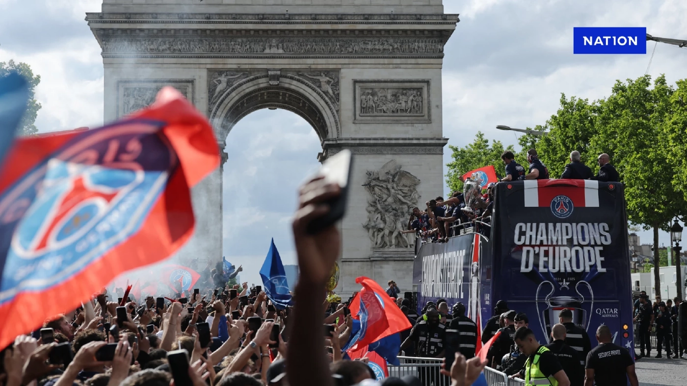 "เปแอสเช" ฉลองแชมป์ UCL สุดยิ่งใหญ่ แฟนแห่ต้อนรับแน่นปารีส