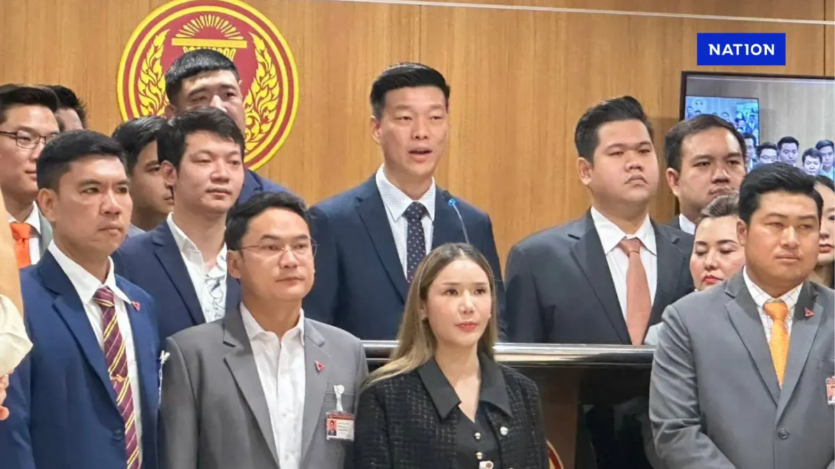 จี้ นายกฯ ยุบสภา เซ่นปมคลิปหลุด "ลาออก-รัฐประหาร" ไม่ใช่ทางออก จี้ นายกฯ ยุบสภา เซ่นปมคลิปหลุด "ลาออก-รัฐประหาร" ไม่ใช่ทางออก