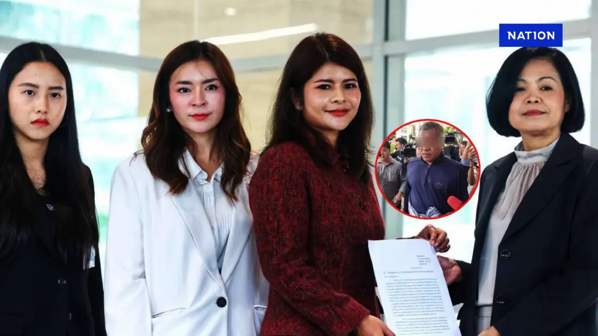 "ลิซ่า-ไอซ์-พนิดา" บุก "กรมสรรพากร" ยื่นตรวจสอบภาษี "ทวีวัฒน์" อ้างเป็นเจ้าของเงิน 12 ล้าน