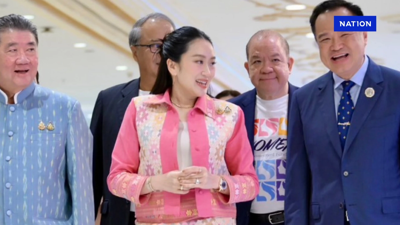 นายกฯ ปฏิเสธชี้แจงแพทยสภายืนมติเดิม ลงโทษ 3 นพ.รักษา "ทักษิณ" นายกฯ ปฏิเสธชี้แจงแพทยสภายืนมติเดิม ลงโทษ 3 นพ.รักษา "ทักษิณ"