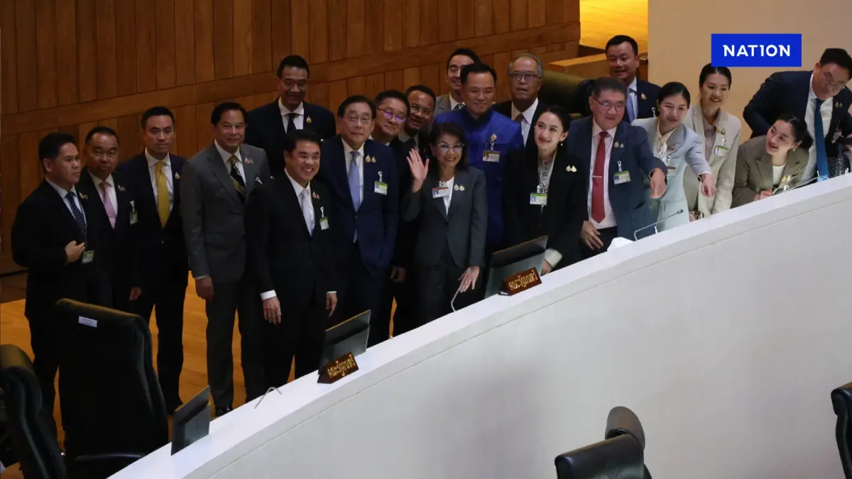 โพลชี้คนไทย 47% หนุนยุบสภาผ่าทางตัน โจทย์ยากที่เพื่อไทยต้องแก้