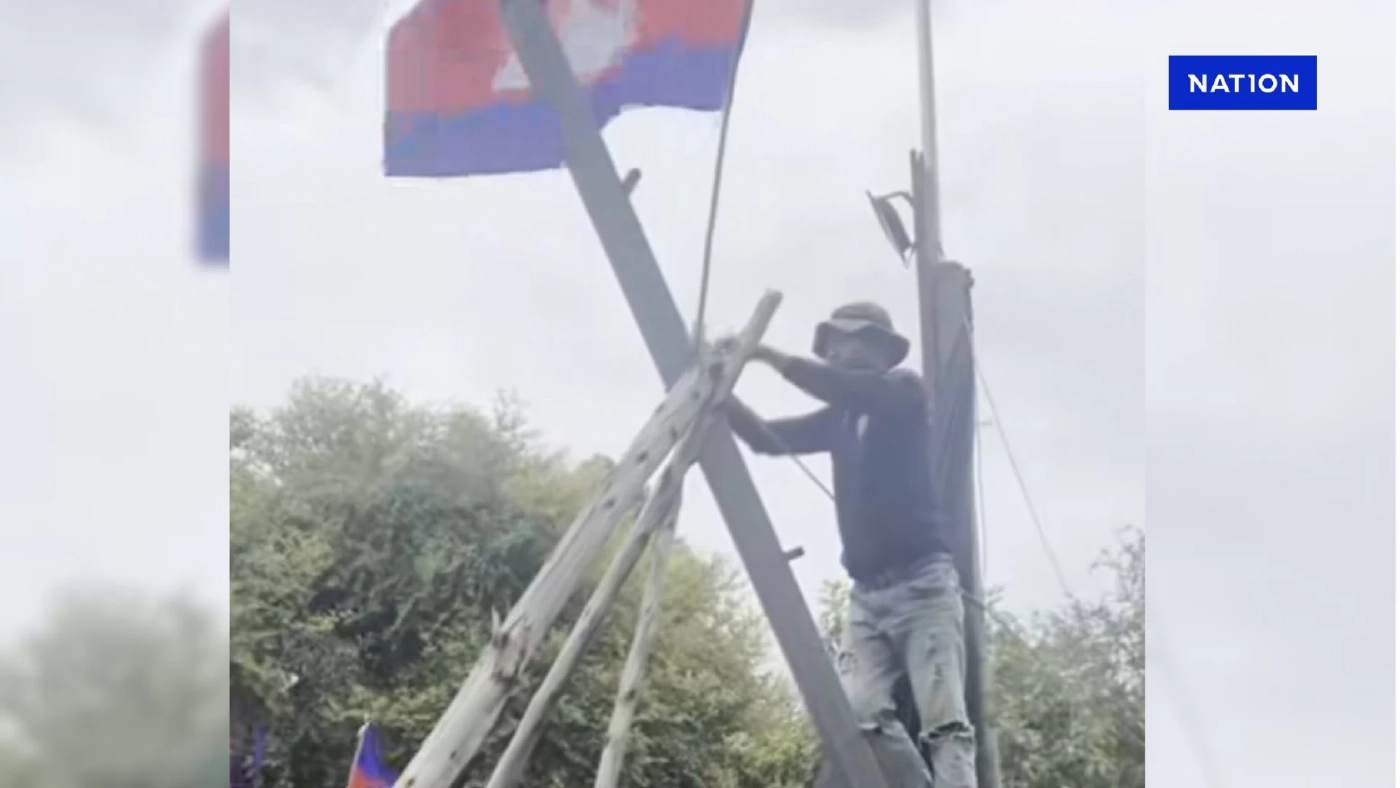 กกล.บูรพา แจงชาวกัมพูชาปักธงชาติ บ้านหนองจาน คาดหิวคอนเทนต์