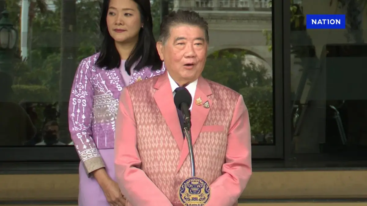 “ภูมิธรรม” ลั่น มีอำนาจยุบสภา ตัดสินใจได้เลย ใครขัดข้องไปฟ้องเอา “ภูมิธรรม” ลั่น มีอำนาจยุบสภา ตัดสินใจได้เลย ใครขัดข้องไปฟ้องเอา