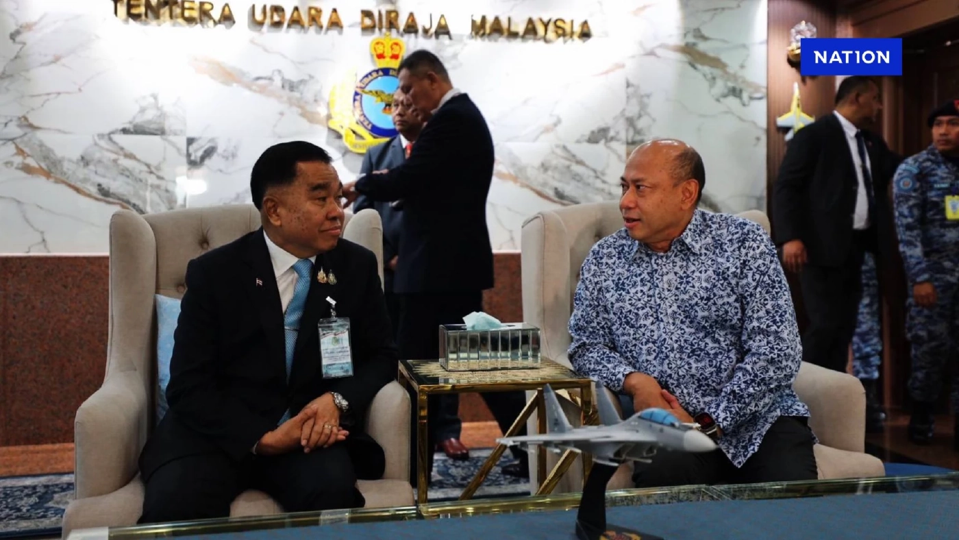 “บิ๊กเล็ก“ เดินทางถึงมาเลเซีย เตรียมประชุม GBC ไทย–กัมพูชา