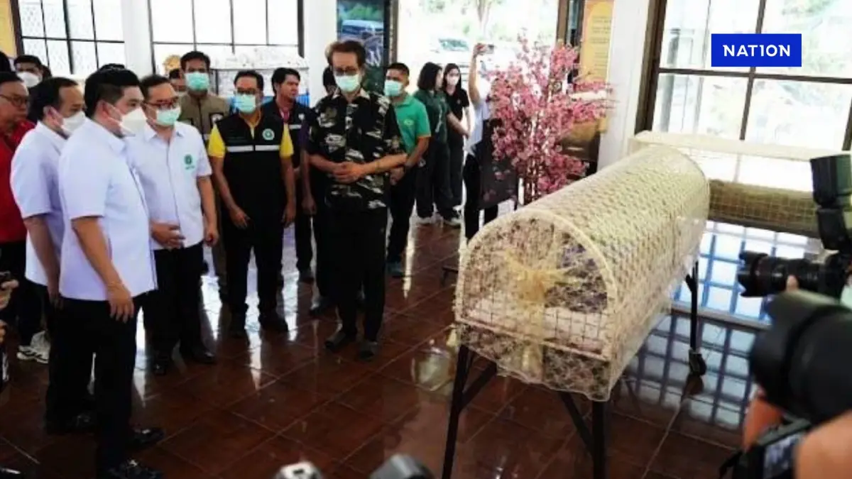 ขนลุกเลย! เปิดเหตุผล "หลวงพ่ออลงกต" เก็บ 20 ร่างผู้ป่วย HIV ไว้ในวัด ขนลุกเลย! เปิดเหตุผล "หลวงพ่ออลงกต" เก็บ 20 ร่างผู้ป่วย HIV ไว้ในวัด