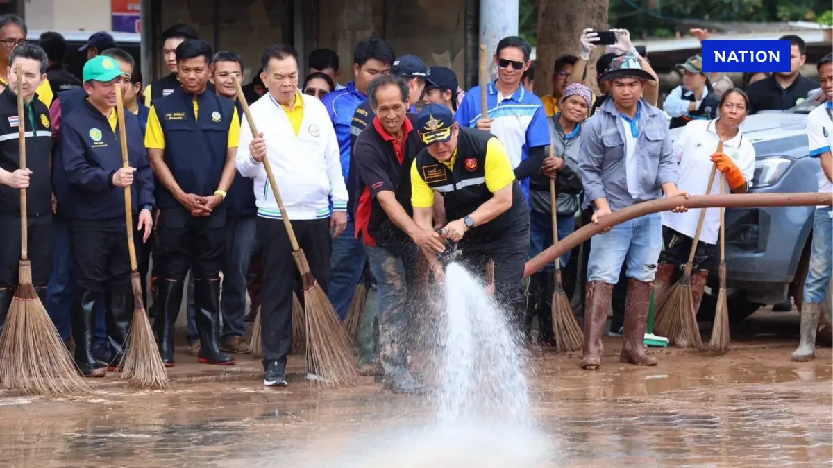 ผู้กอง ธรรมนัส นำทีมลงพื้นที่ช่วยเหลือผู้ประสบภัยน้ำท่วม จ.น่าน ผู้กอง ธรรมนัส นำทีมลงพื้นที่ช่วยเหลือผู้ประสบภัยน้ำท่วม จ.น่าน