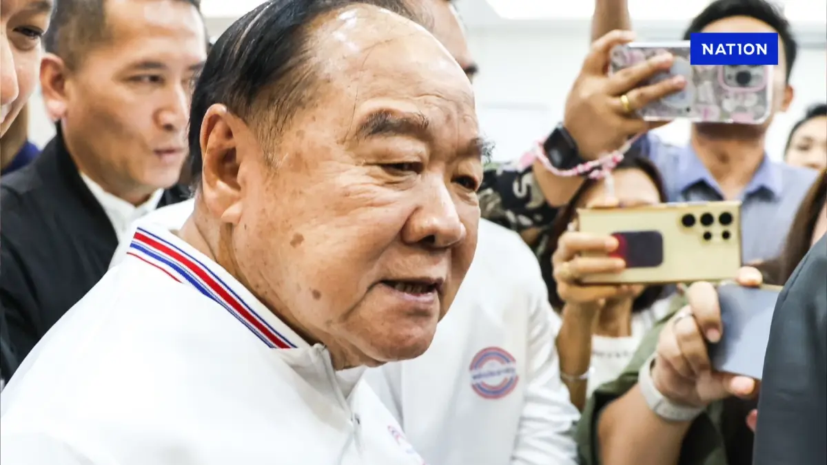 “ลุงป้อม” คุมมั่นคง-กลาโหม ยังไม่คุย “อนุทิน” ย้ำพร้อมโหวตให้นั่งนายก “ลุงป้อม” คุมมั่นคง-กลาโหม ยังไม่คุย “อนุทิน” ย้ำพร้อมโหวตให้นั่งนายก