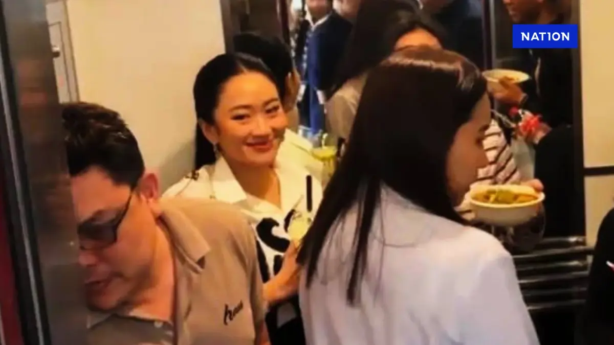 "แพทองธาร" เข้าพรรคเพื่อไทย ยิ้มให้สื่อ ก่อนประชุม สส. ช่วงบ่าย (มีคลิป)