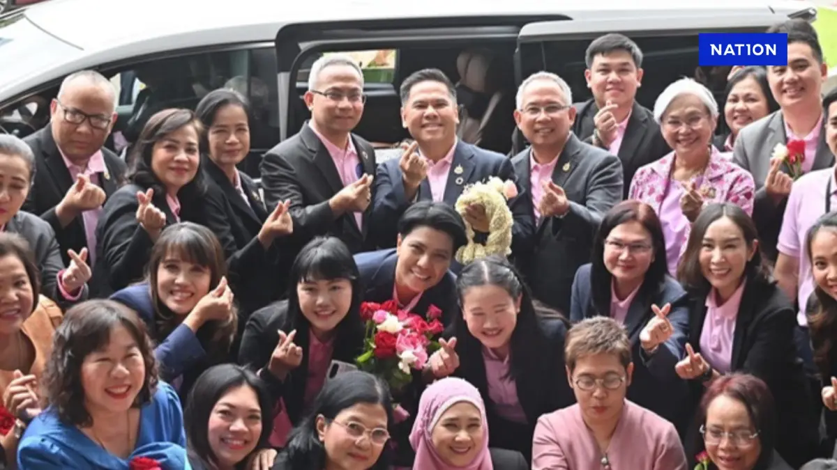 “วราวุธ” อำลาตำแหน่งก่อนใช้ประสบการณ์ รมว.ทส.-พม.เป็นฝ่ายค้าน “วราวุธ” อำลาตำแหน่งก่อนใช้ประสบการณ์ รมว.ทส.-พม.เป็นฝ่ายค้าน