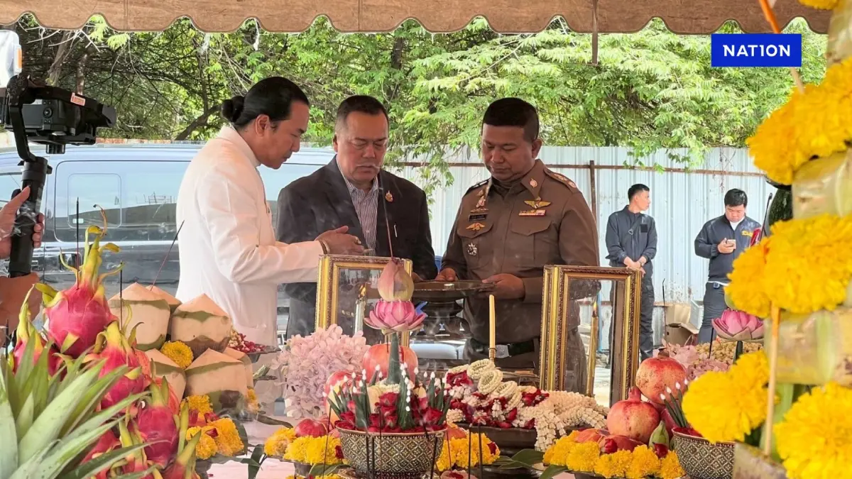 “รองจ๋อ” ประธานพิธียกเสาเอกที่ทำการ “สืบนครบาล 4” แห่งใหม่