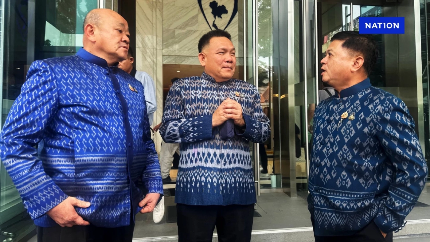 "3 อดีตอธิบดี มท." โดน "ภูมิธรรม" เด้ง แสดงความยินดี "อนุทิน"