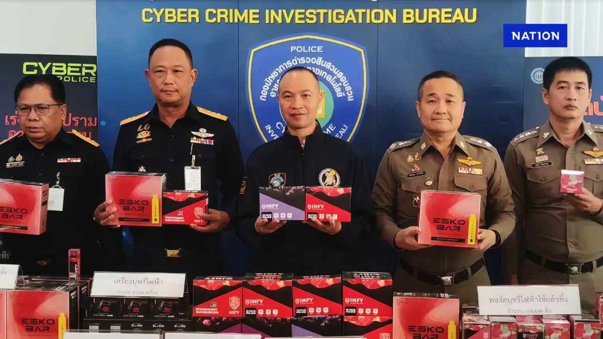 ระดมกำลังยึด "บุหรี่ไฟฟ้า" กว่า 5 แสนชิ้น มูลค่ากว่า 90 ล้านบาท (มีคลิป)